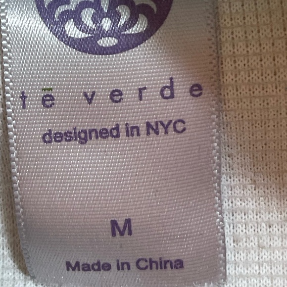 Te Verde 1/2 zip, high collar pullover. Size medium. GUC - Picture 9 of 9